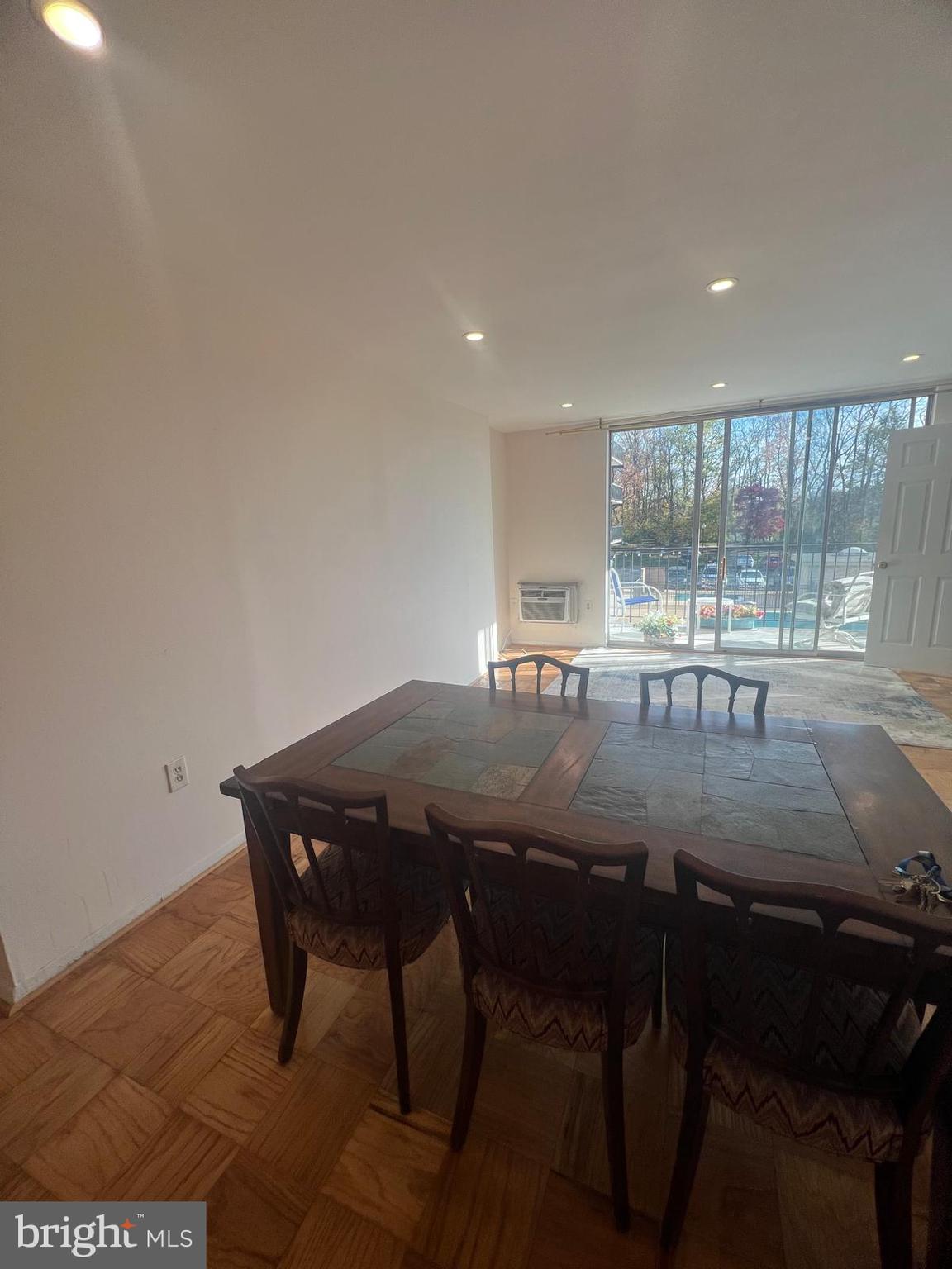 BARCROFT HILLS - Residential Lease