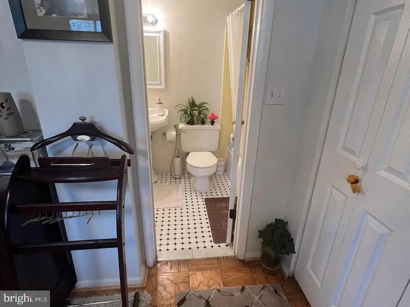 BARCROFT HILLS - Residential Lease