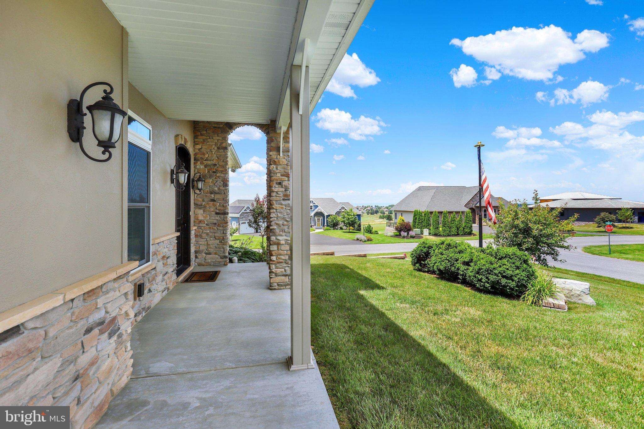 6804 LYTHAM LANE