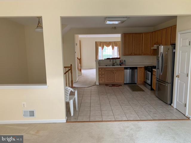 VISTA GARDENS PLAT 1> - Residential Lease