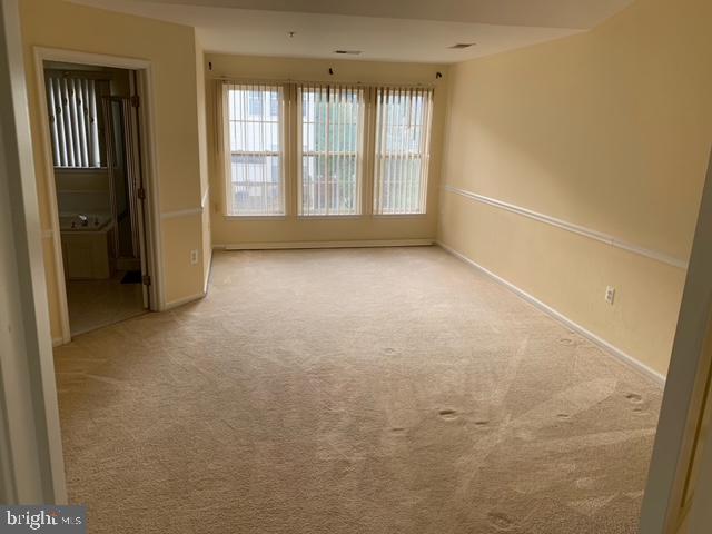 VISTA GARDENS PLAT 1> - Residential Lease