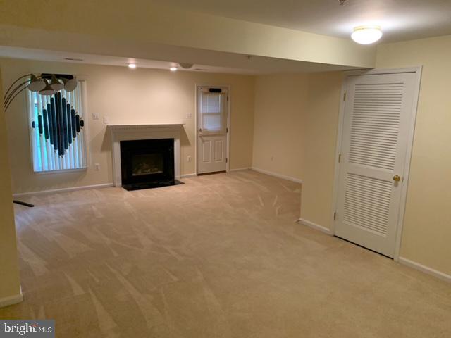 VISTA GARDENS PLAT 1> - Residential Lease