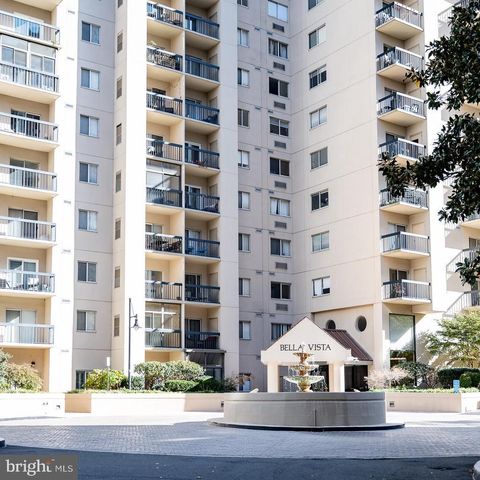 1211 S EADS STREET 102 ARLINGTON VA 22202