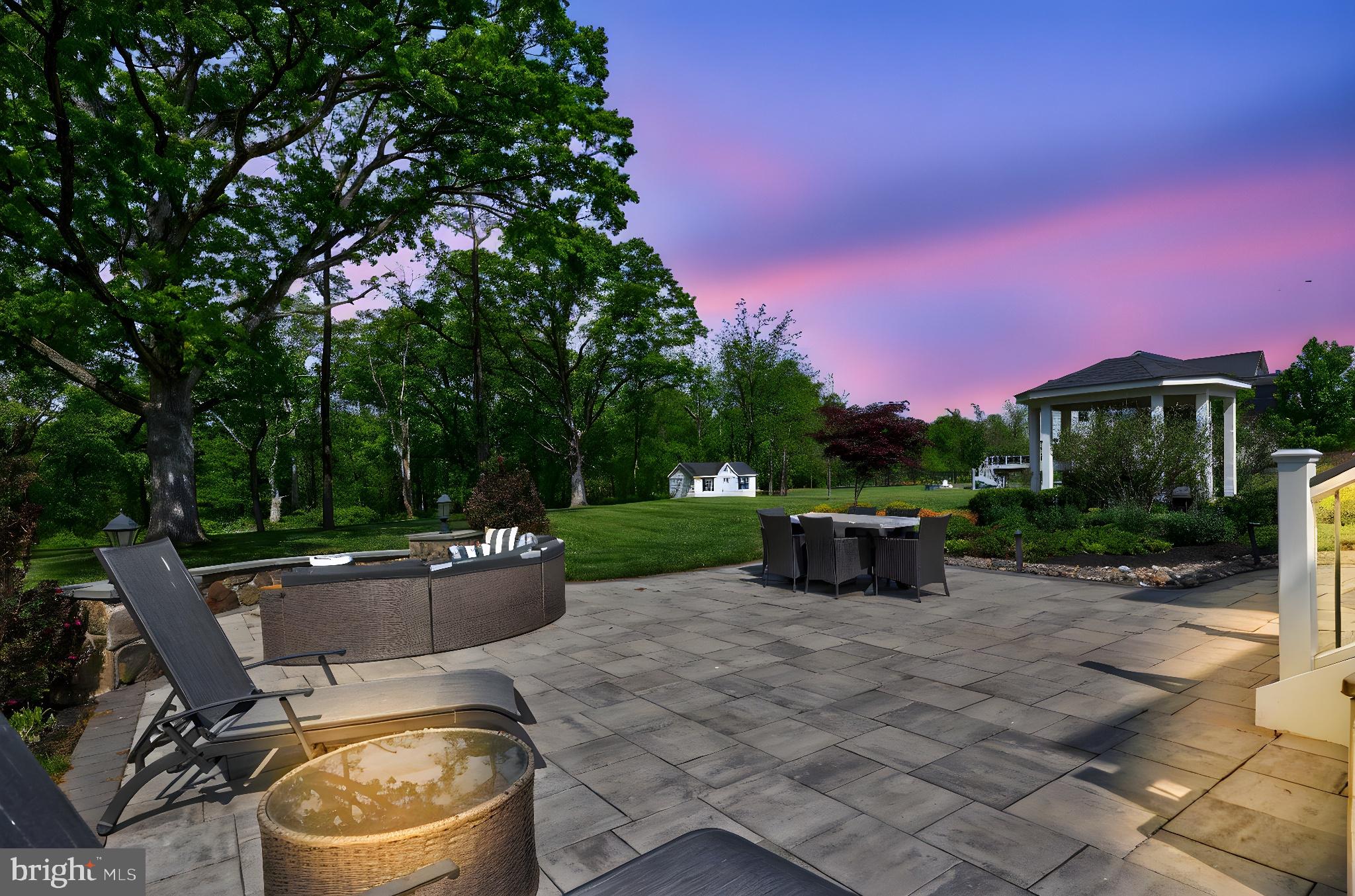 FALCONAIRE - Residential