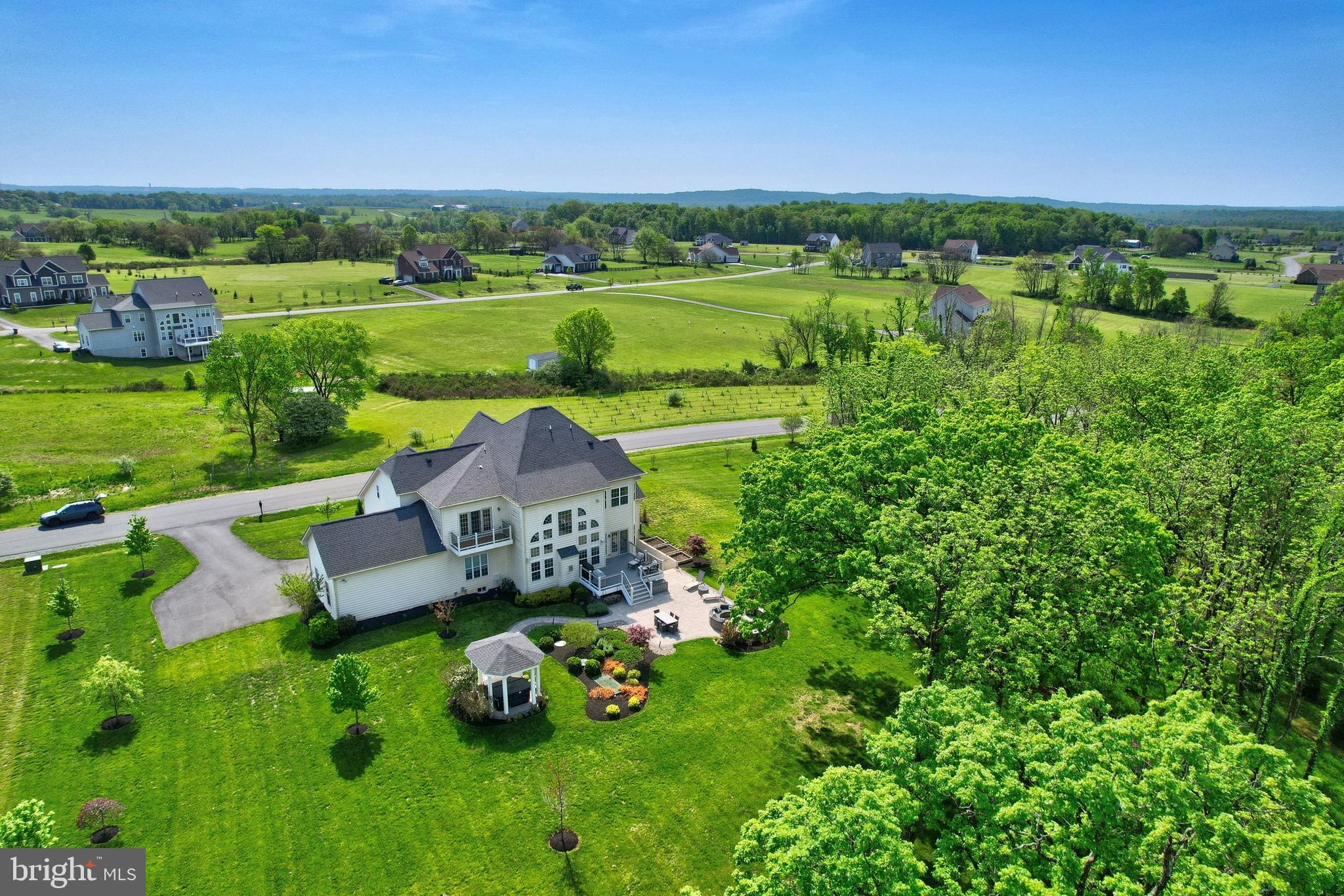 FALCONAIRE - Residential