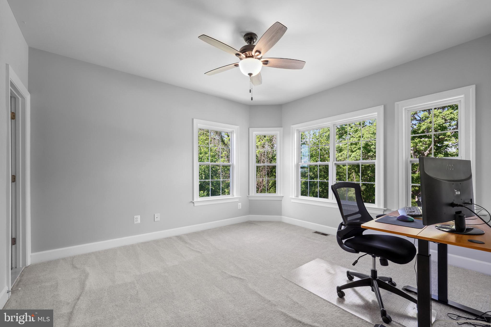 FALCONAIRE - Residential