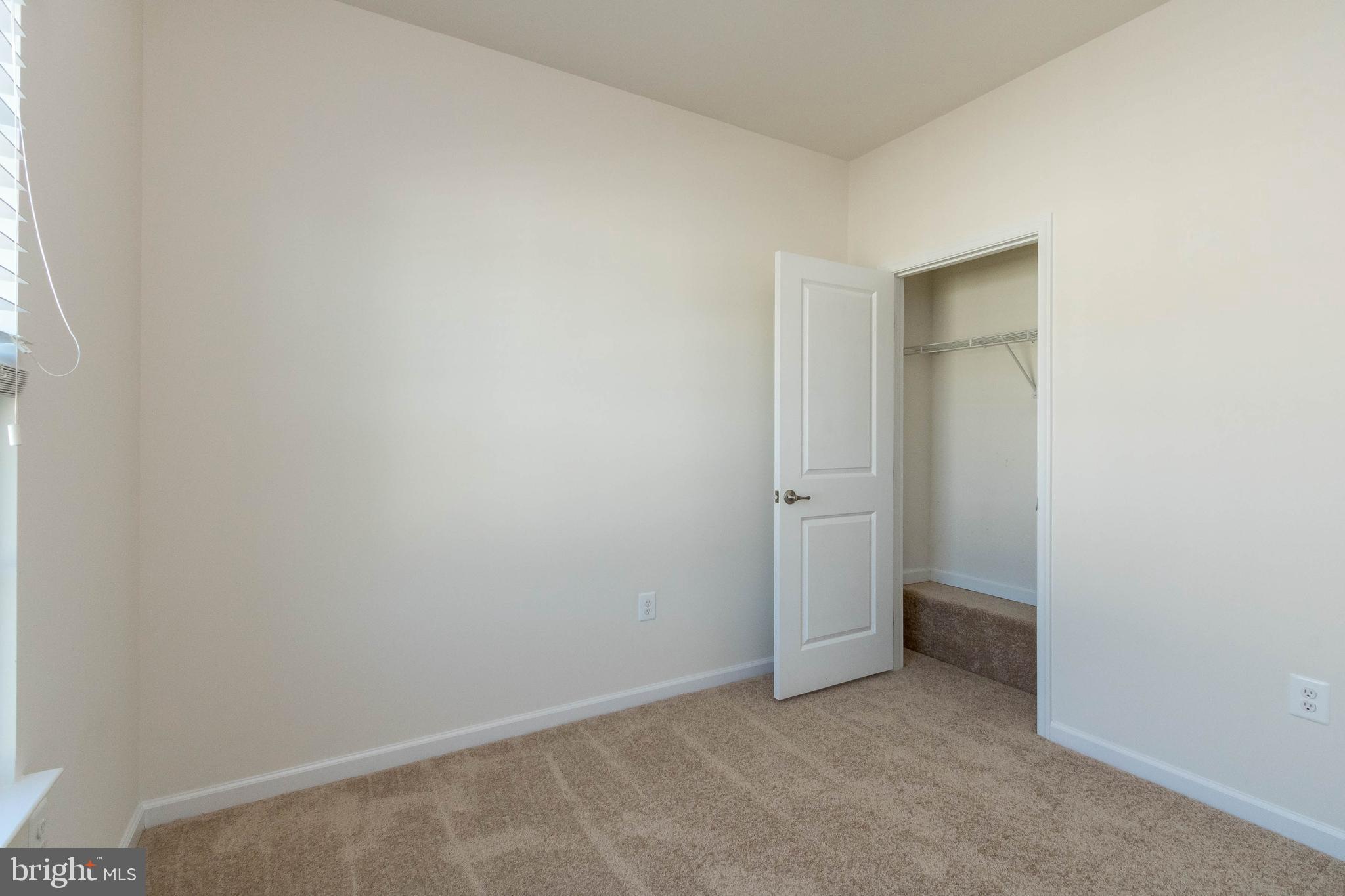 EMBREY MILL - Residential Lease