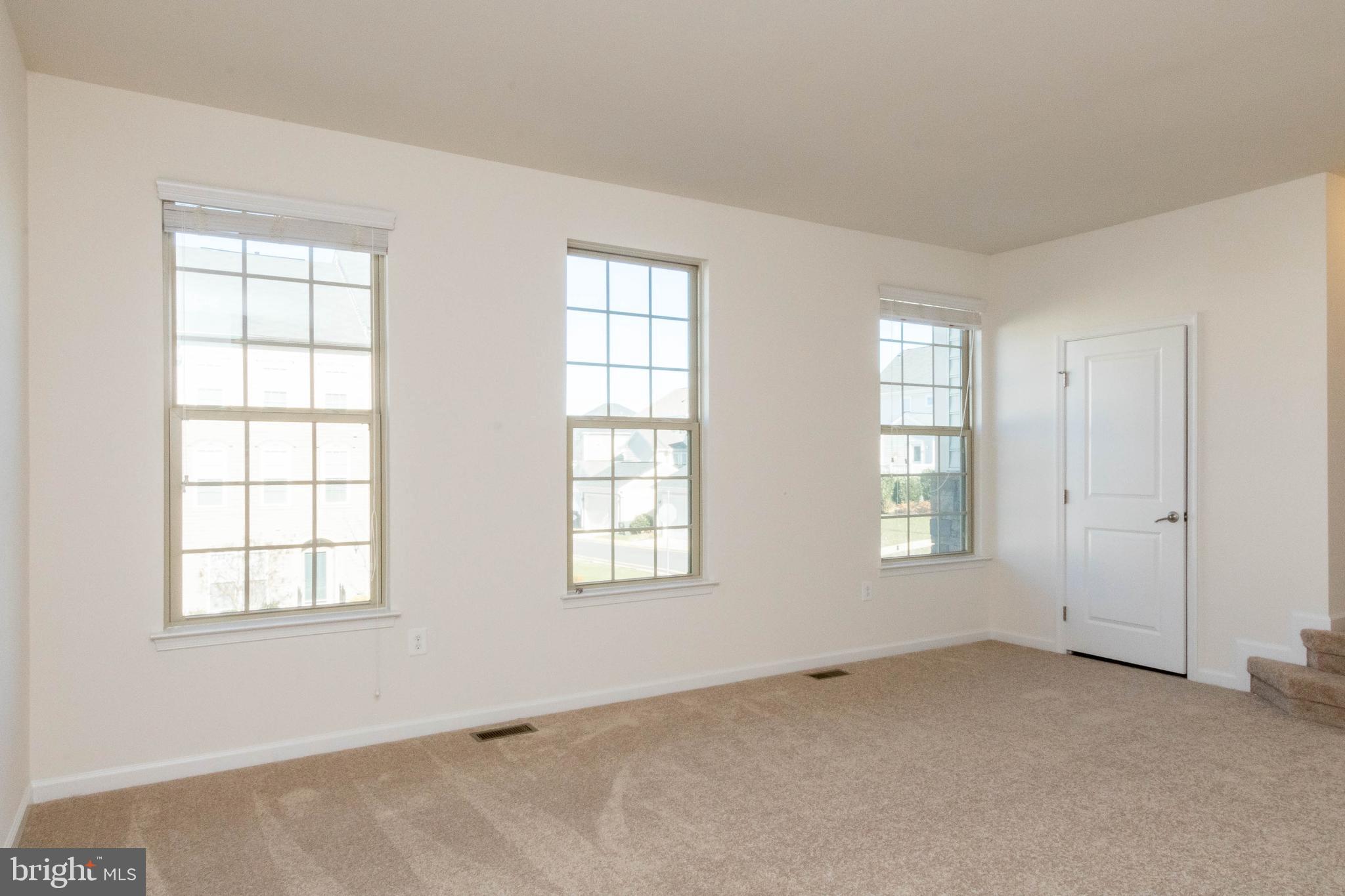 EMBREY MILL - Residential Lease