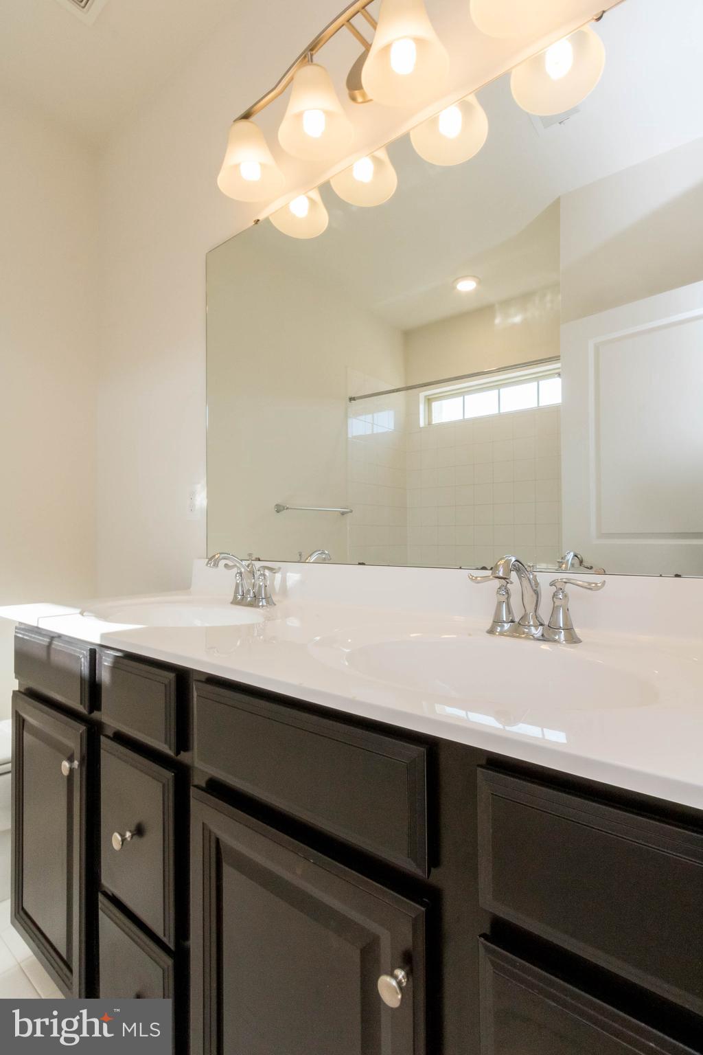 EMBREY MILL - Residential Lease