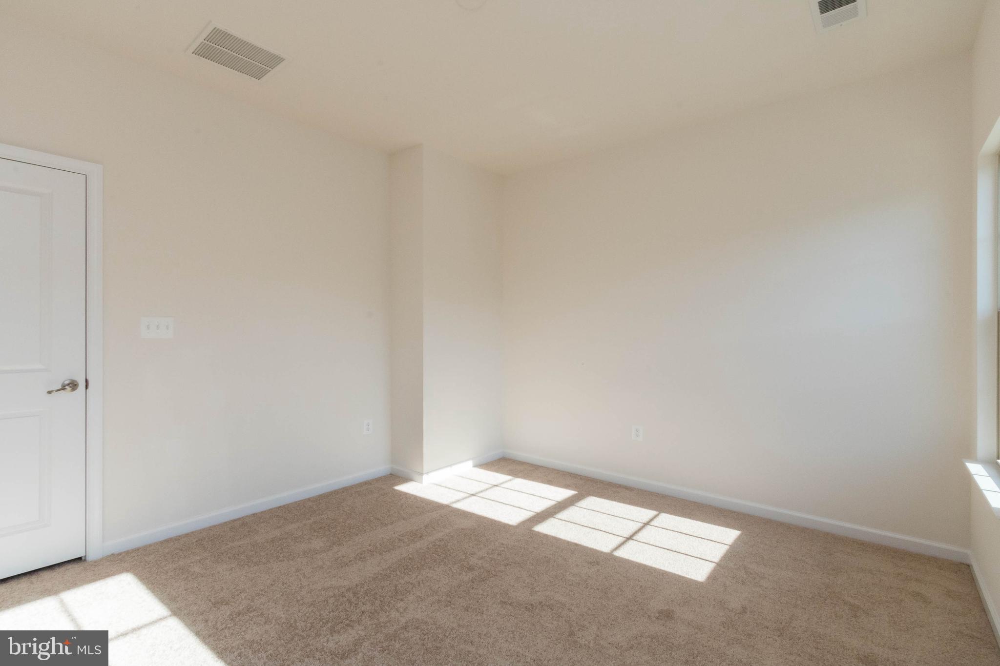 EMBREY MILL - Residential Lease