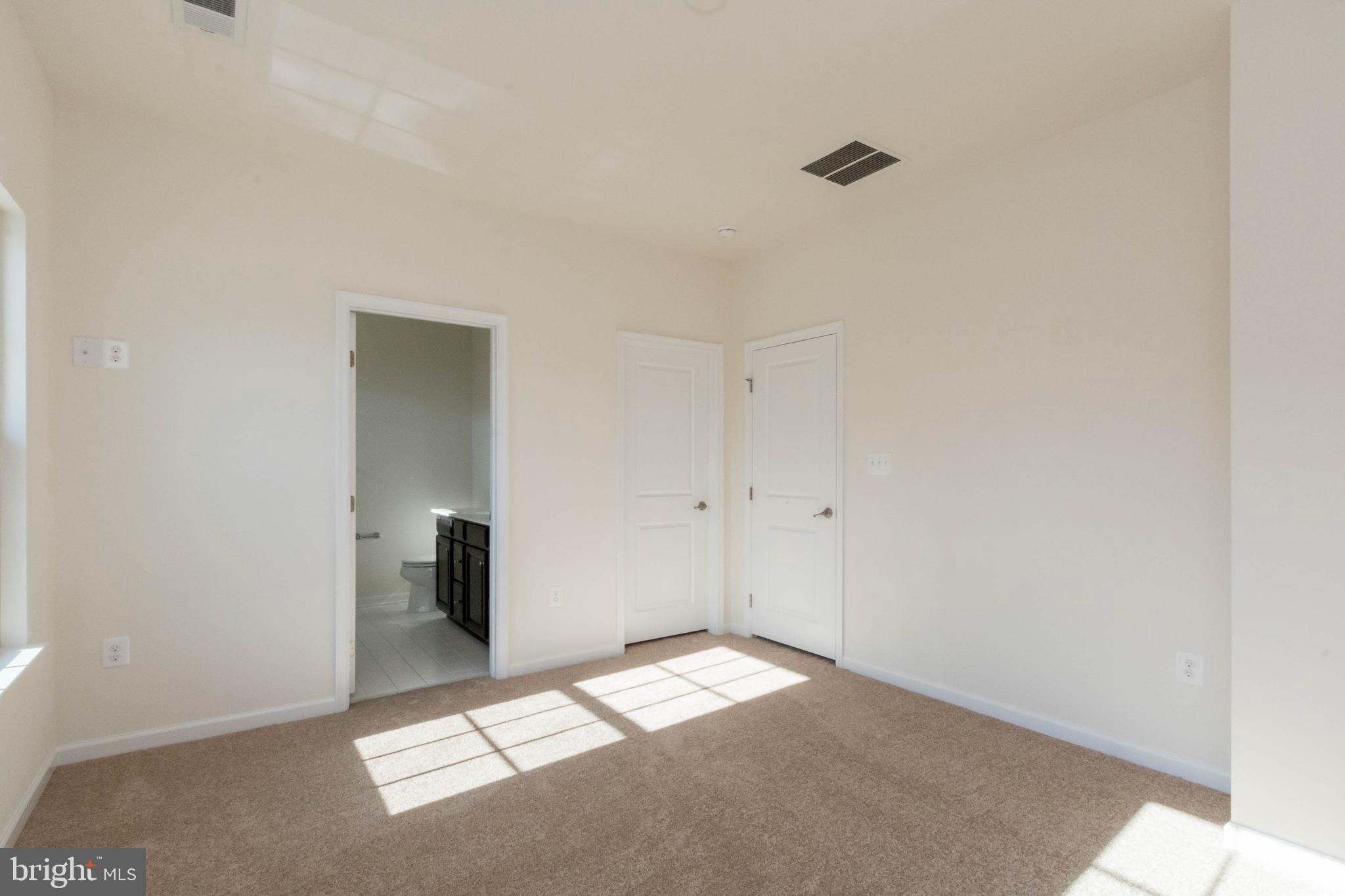 EMBREY MILL - Residential Lease