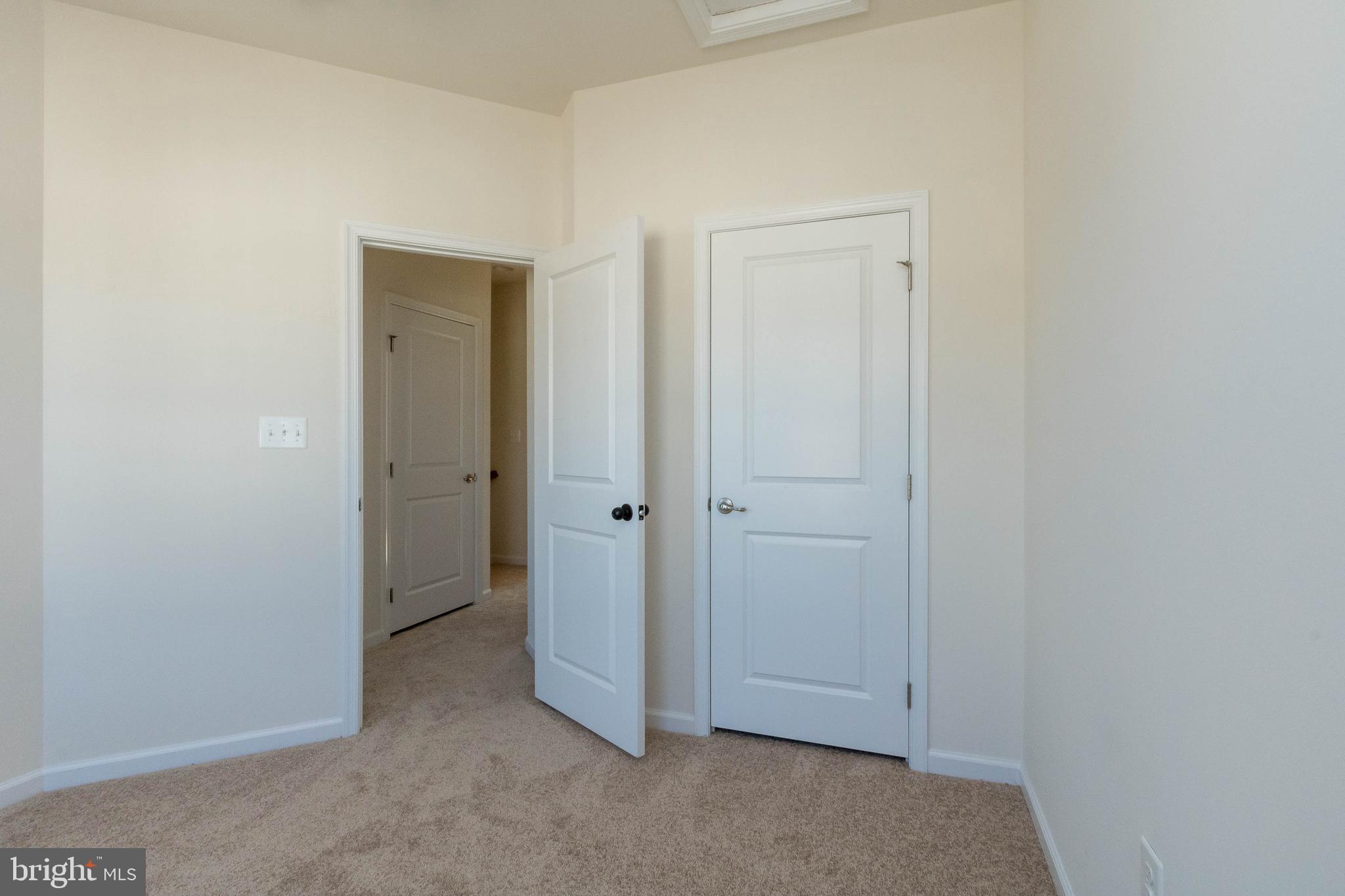 EMBREY MILL - Residential Lease