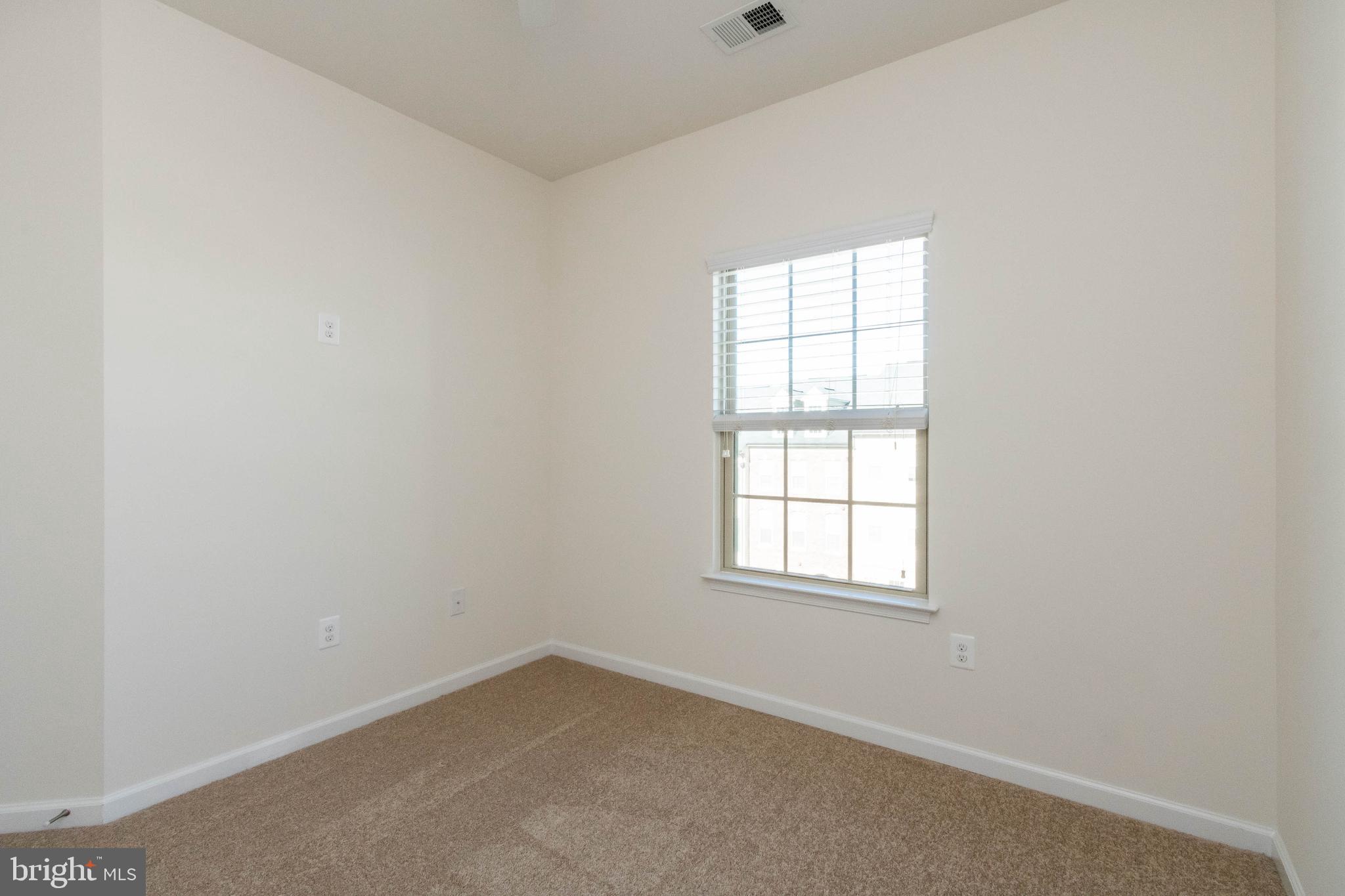 EMBREY MILL - Residential Lease