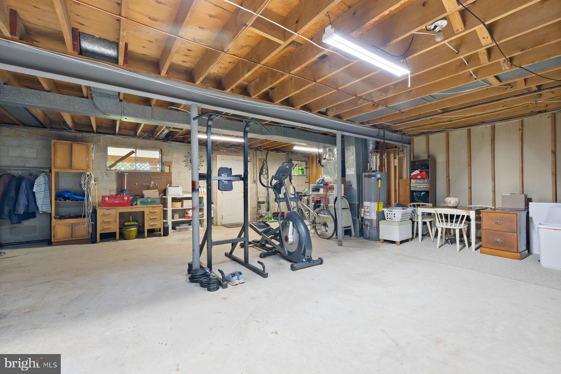 BEL PRE WOODS - Residential