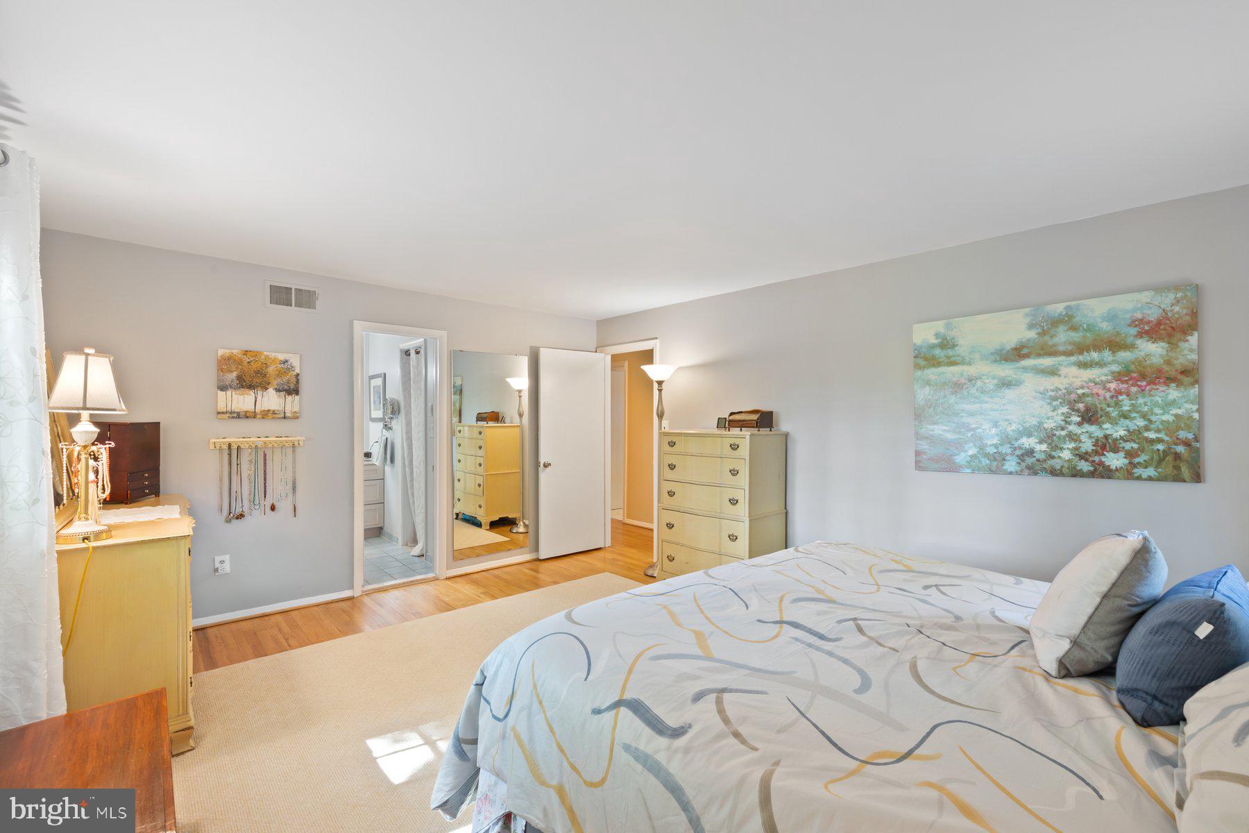 BEL PRE WOODS - Residential