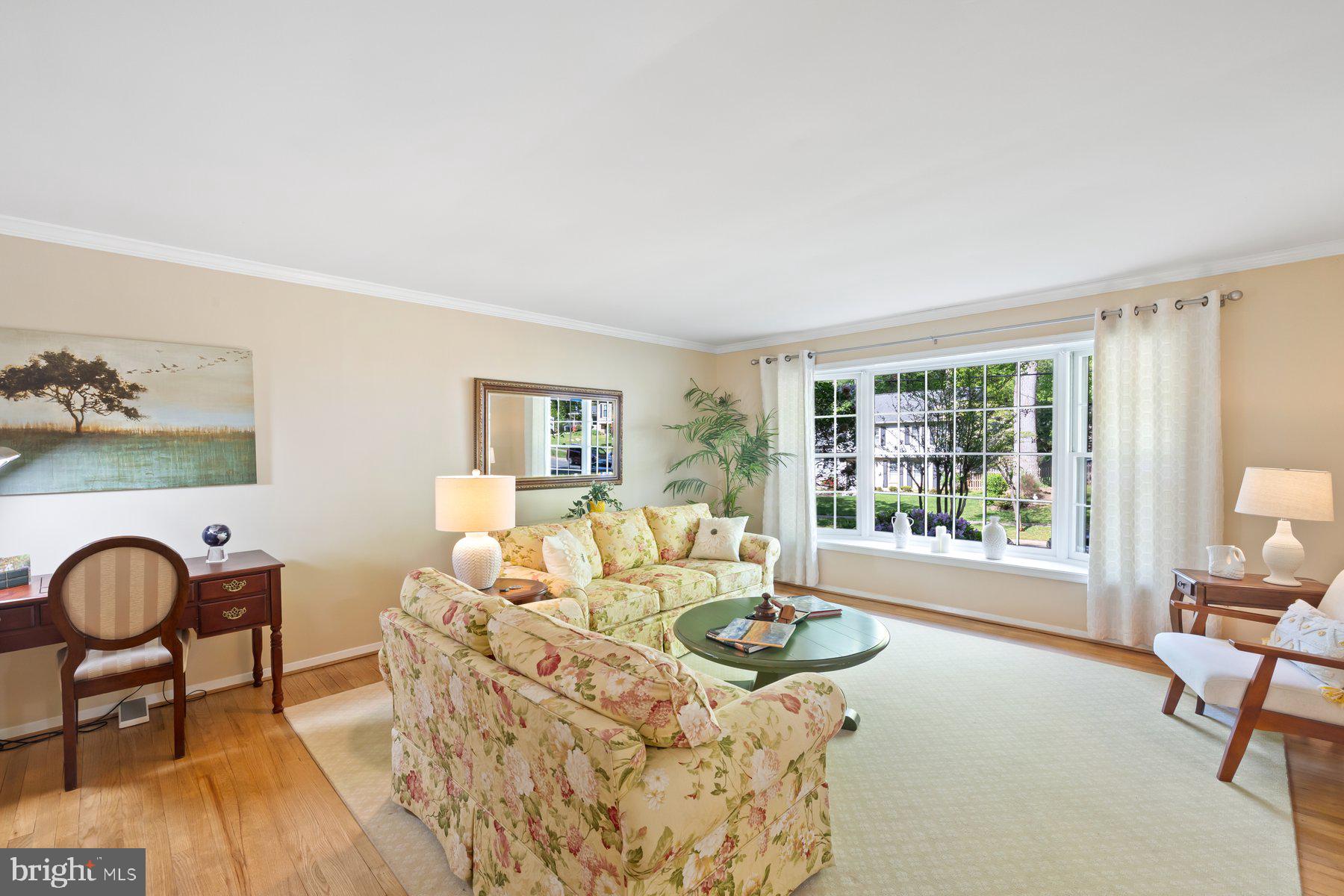 BEL PRE WOODS - Residential