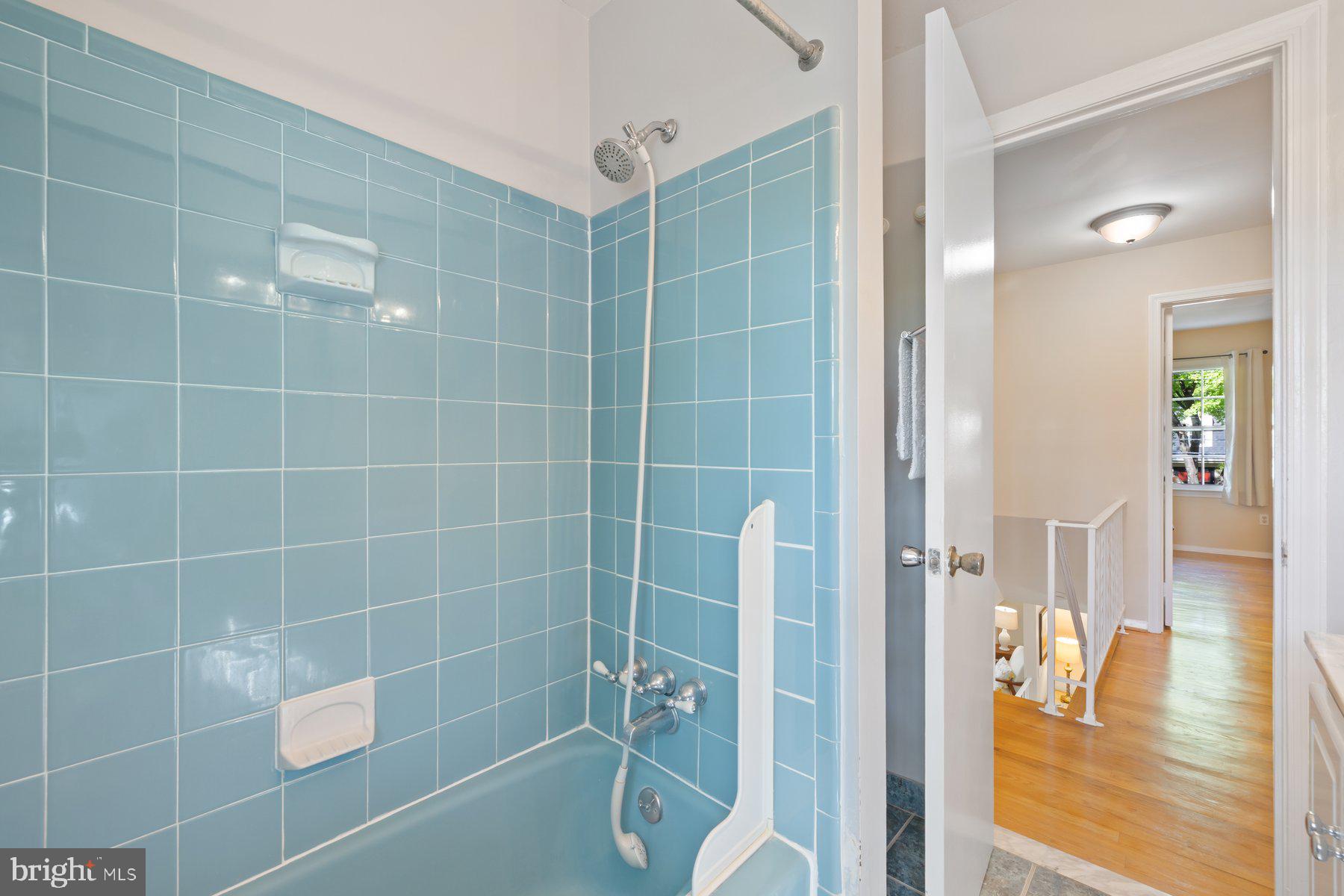 BEL PRE WOODS - Residential