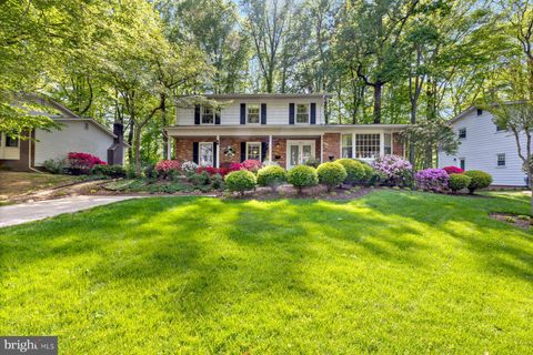 Photo of 13820 Flint Rock Road, ROCKVILLE, MD 20853 (MLS # MDMC2198532)