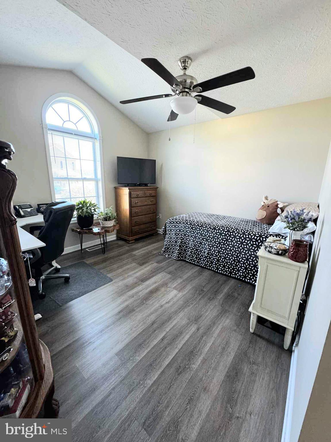 BUTLERS BRIDGE - Residential