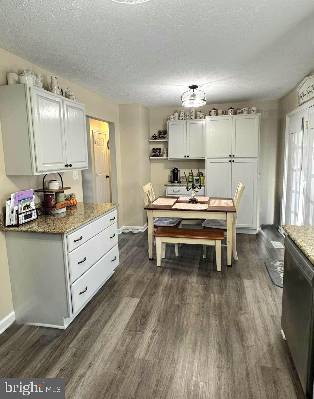 BUTLERS BRIDGE - Residential