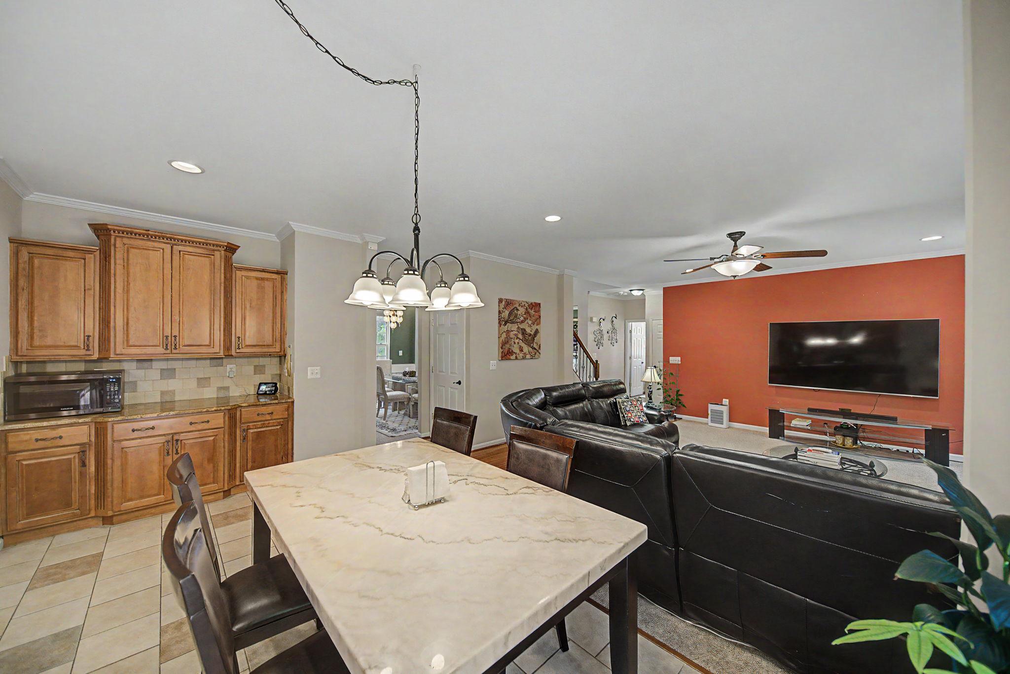 CARDINAL GLEN - Residential