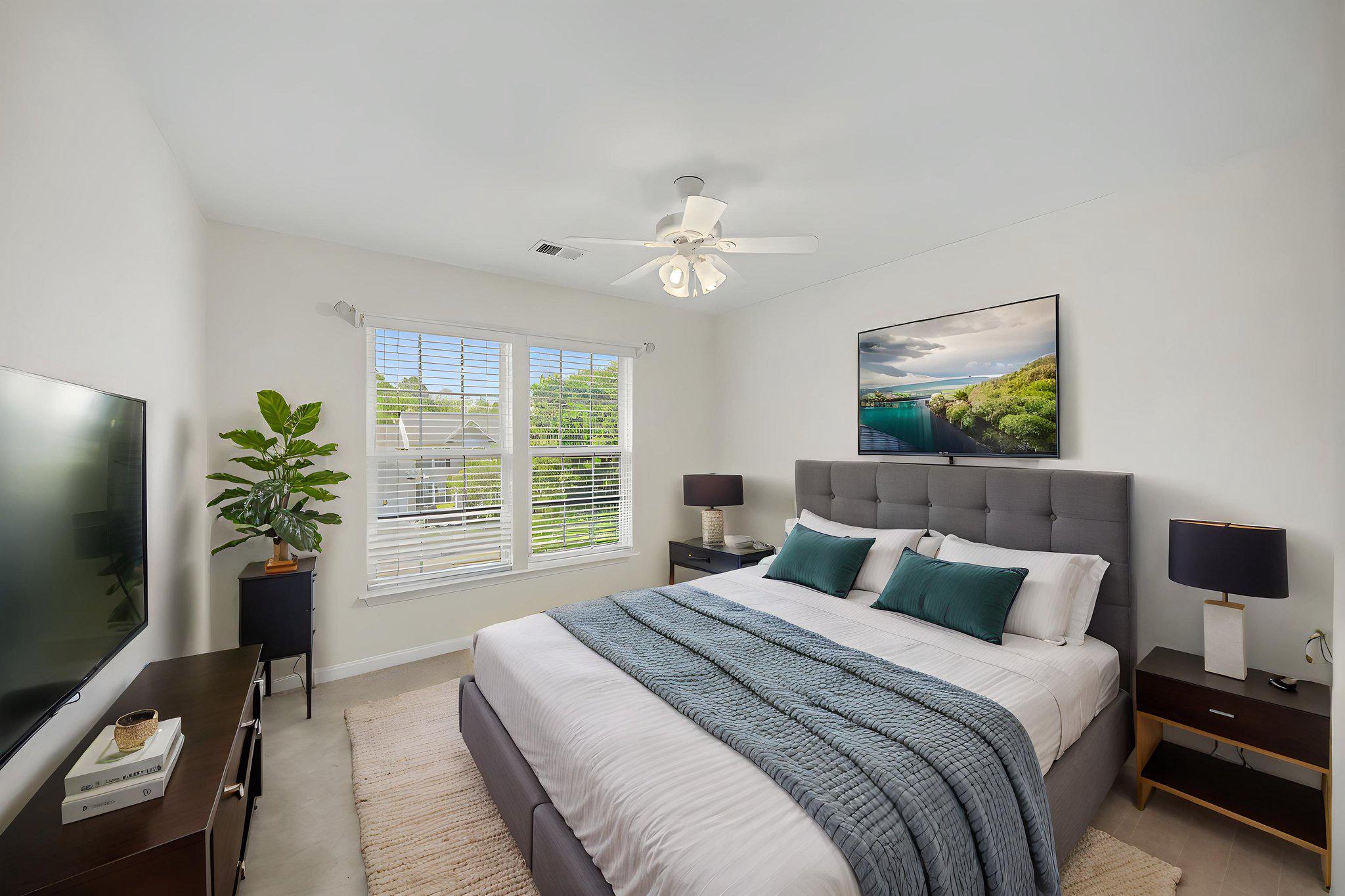 CARDINAL GLEN - Residential