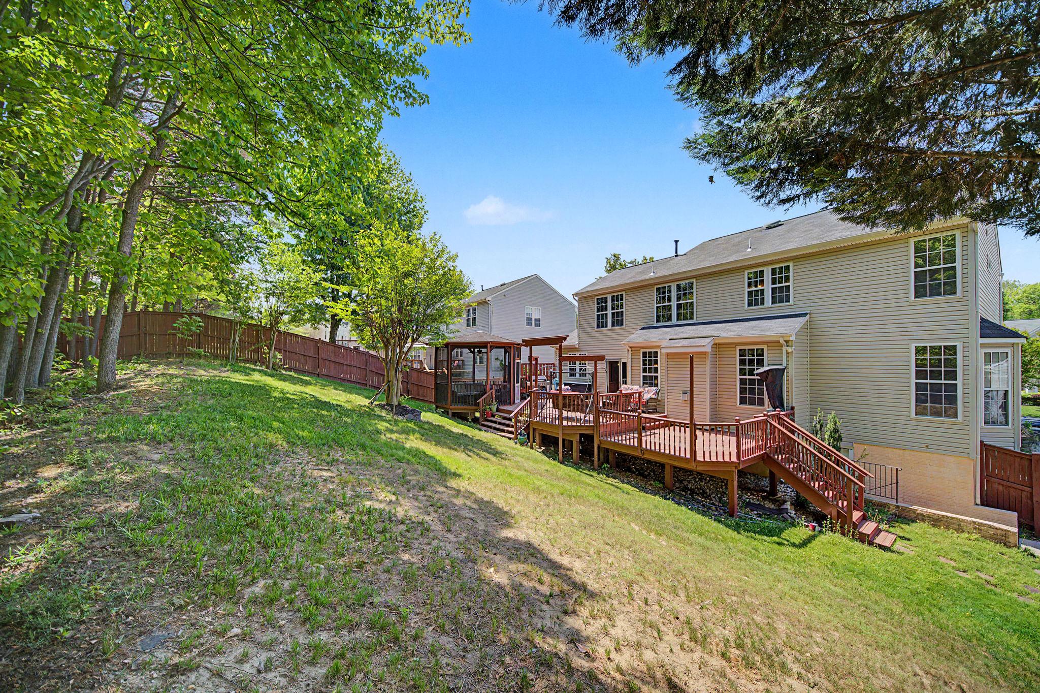 CARDINAL GLEN - Residential