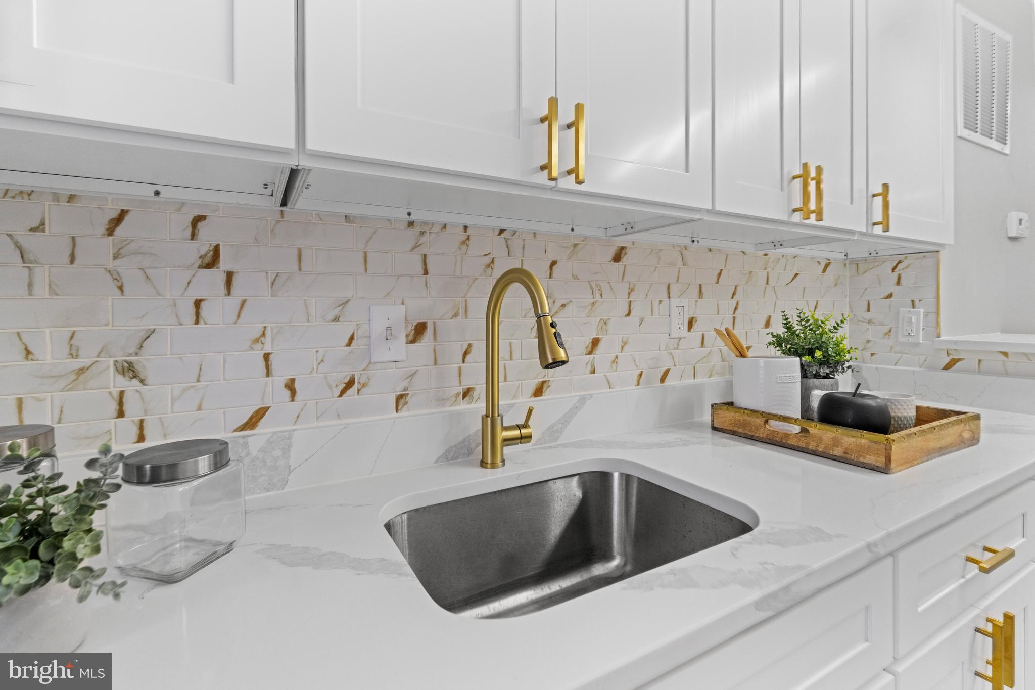 MILTON-MONTFORD - Residential
