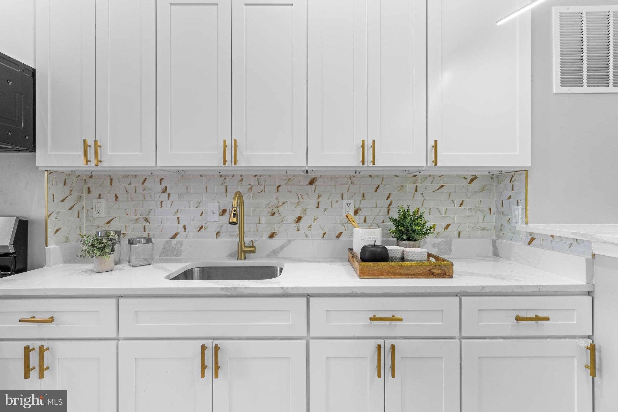 MILTON-MONTFORD - Residential