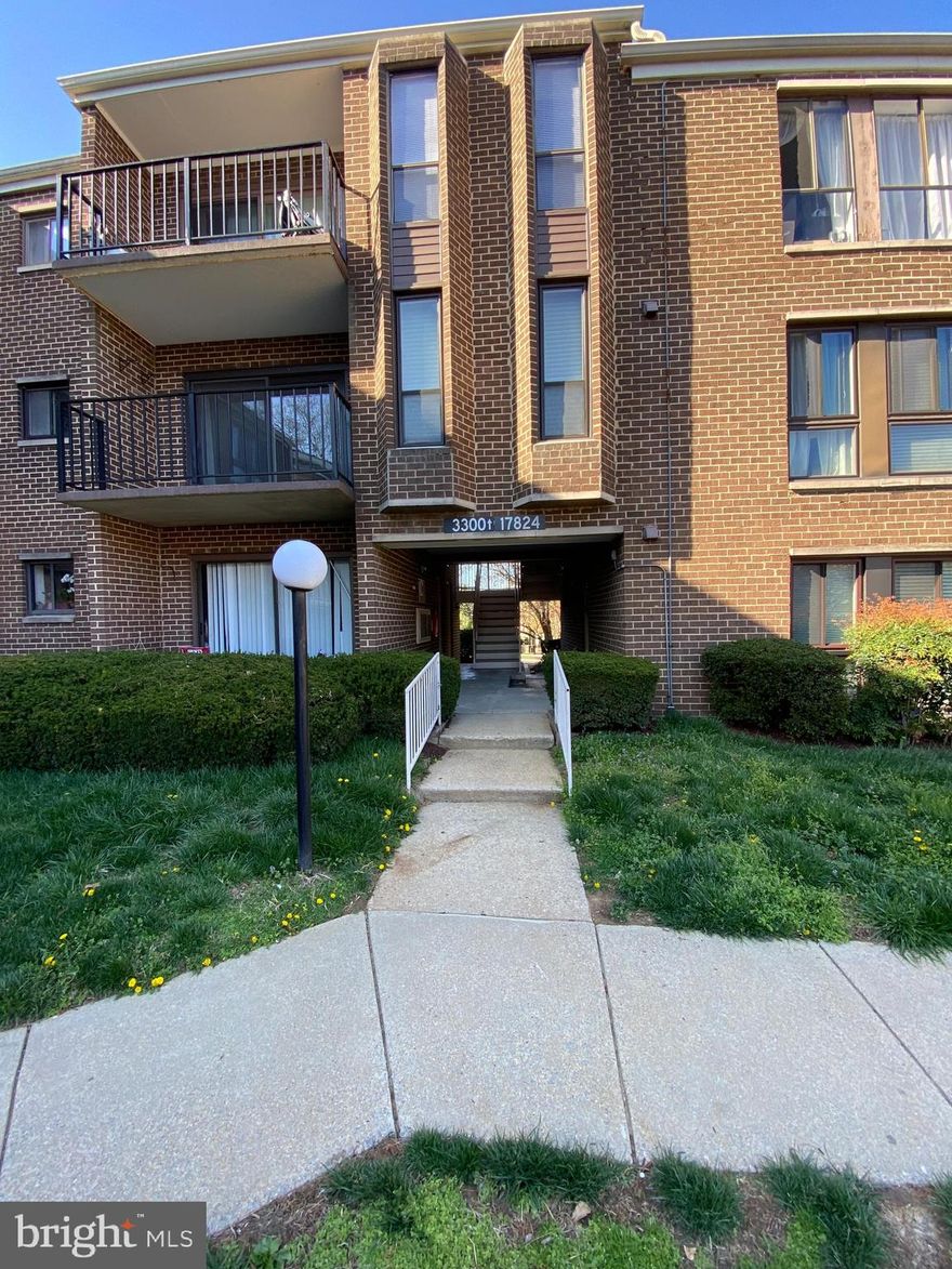 OFFER DEADLINE TUESDAY, APRIL 7, 2025, 12 NOON.  LARGE 3 BEDROOM, 1 1/2 BATHROOM UNIT PRICED $45K BELOW COMPS.  AWESOME LOCATION, A SHORT DISTANCE FROM THE NEW SAFEWAY SHOPPING CENTER IN THE HEART OF OLNEY!  WILL NOT LAST, HURRY!
