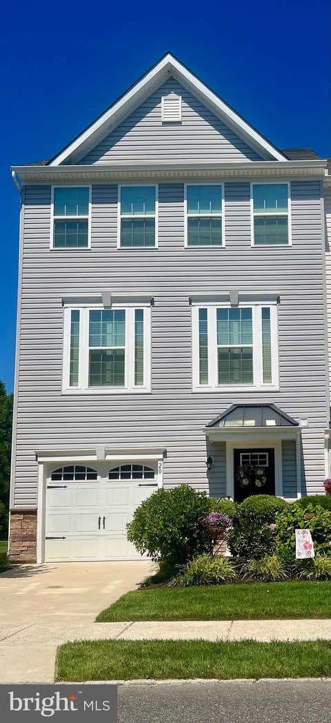Townhouse For Sale - 20 Peacock Circle<br/> SEWELL, NJ 08080