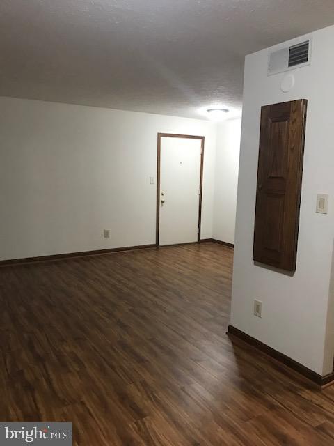 23311 SUGAR MAPLE COURT 4B (816)