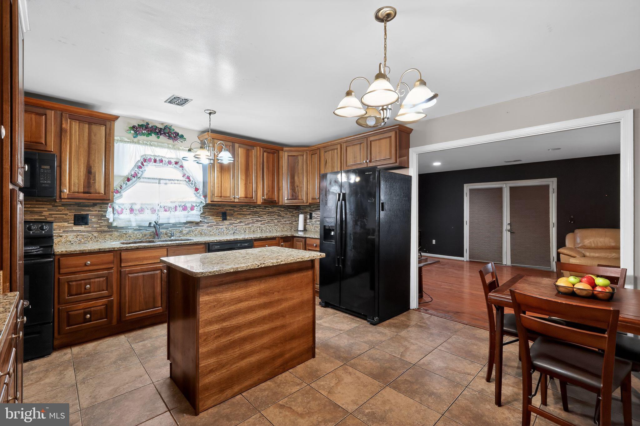 ROLLING ACRES - Residential