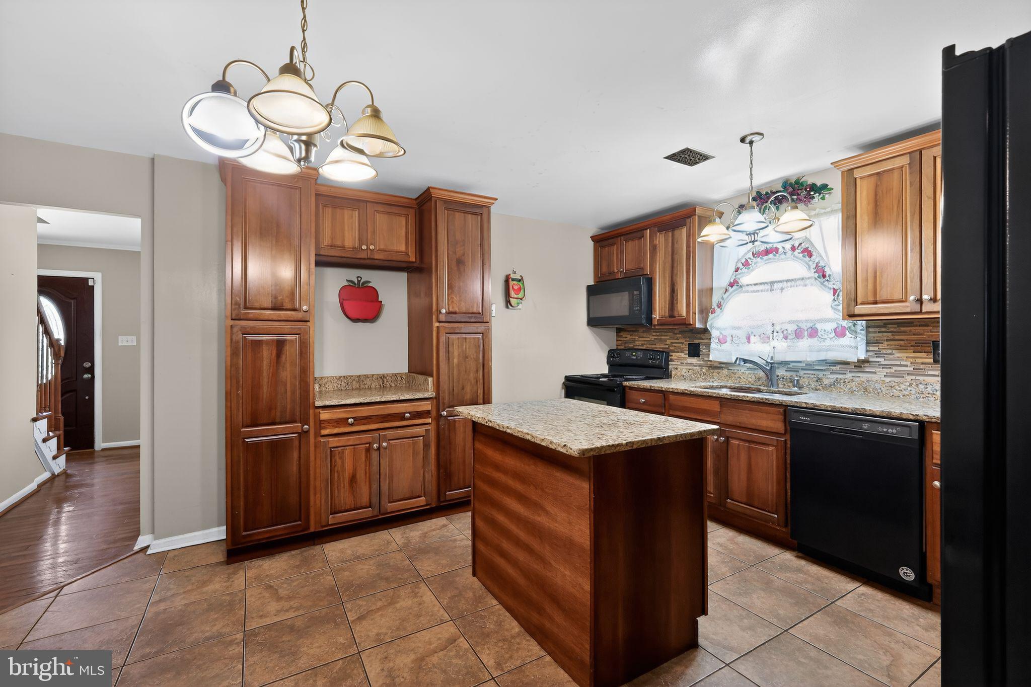 ROLLING ACRES - Residential