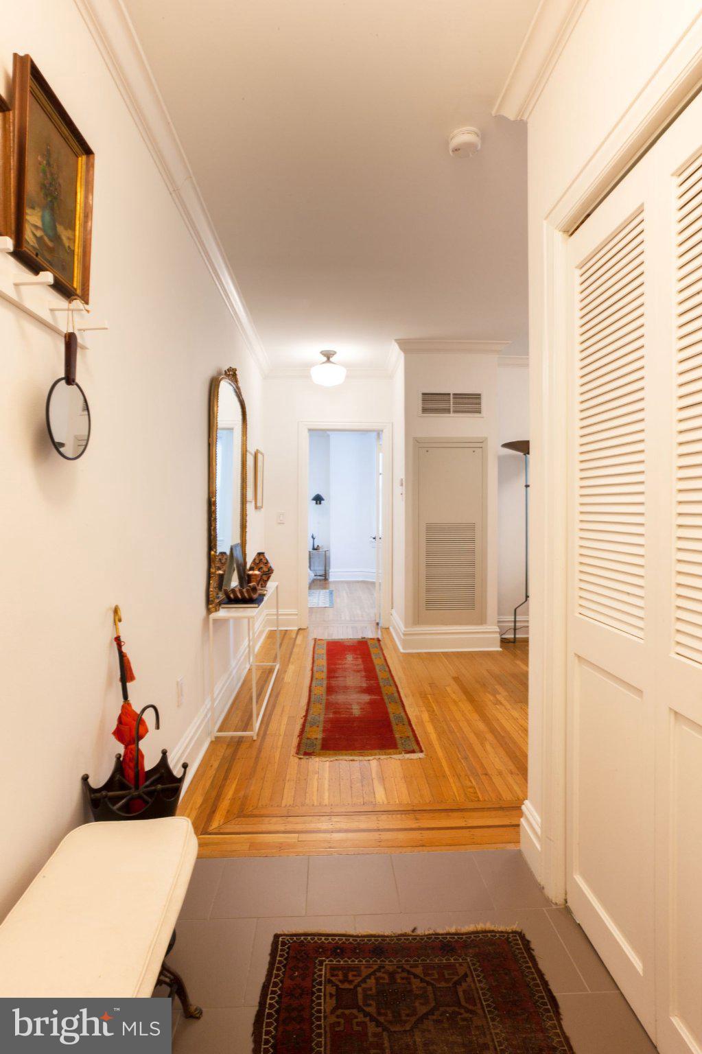1520 SPRUCE STREET 28 302