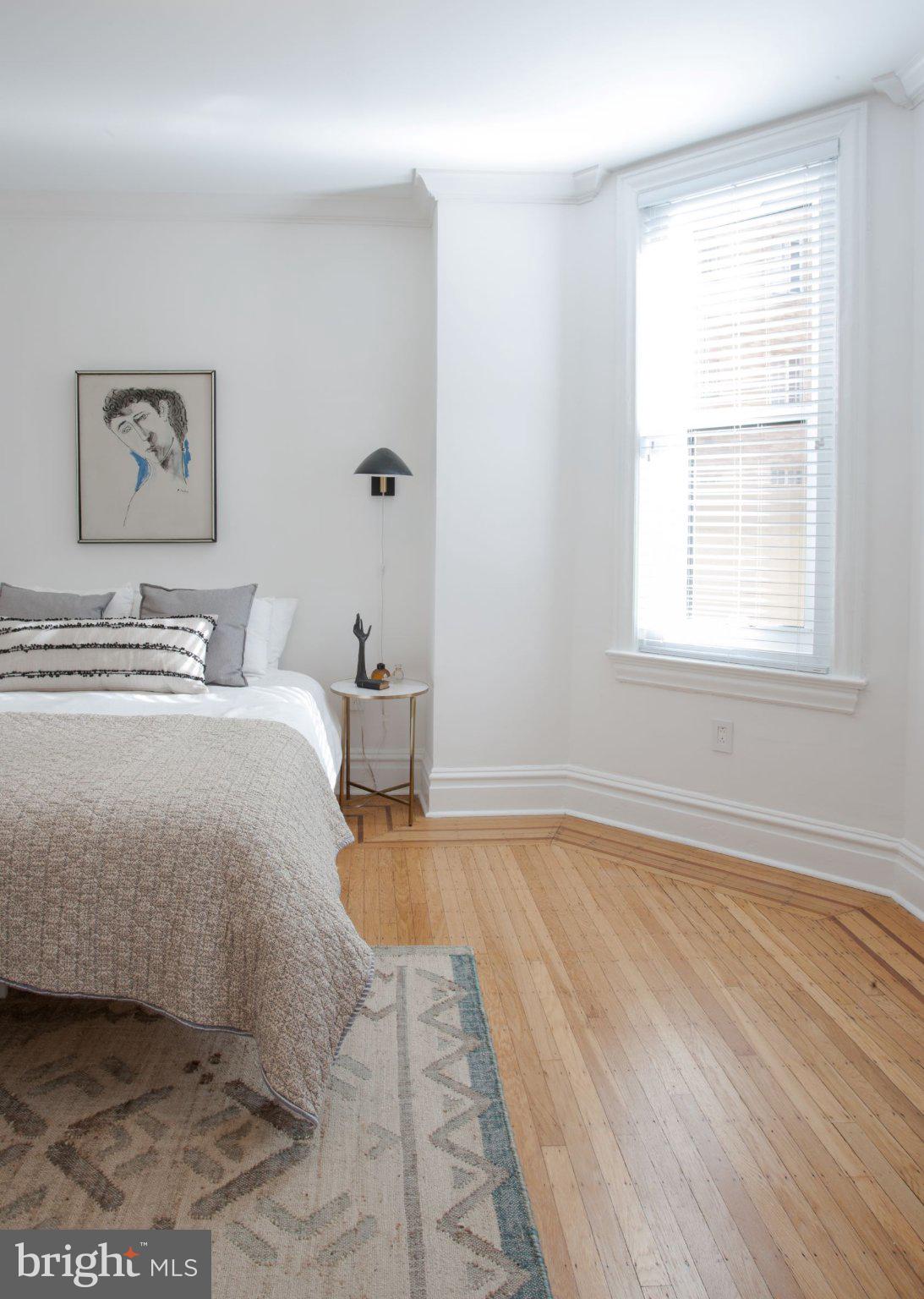 1520 SPRUCE STREET 28 302