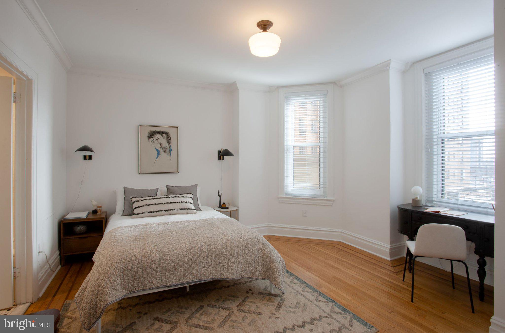 1520 SPRUCE STREET 28 302