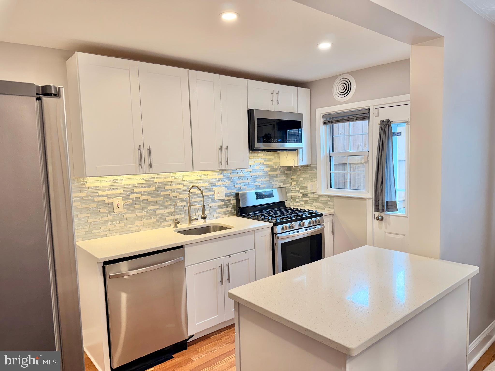 HAWTHORNE - Residential