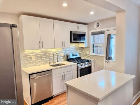 Townhouse For Sale - 2235 Southorn Road<br/> BALTIMORE, MD 21220