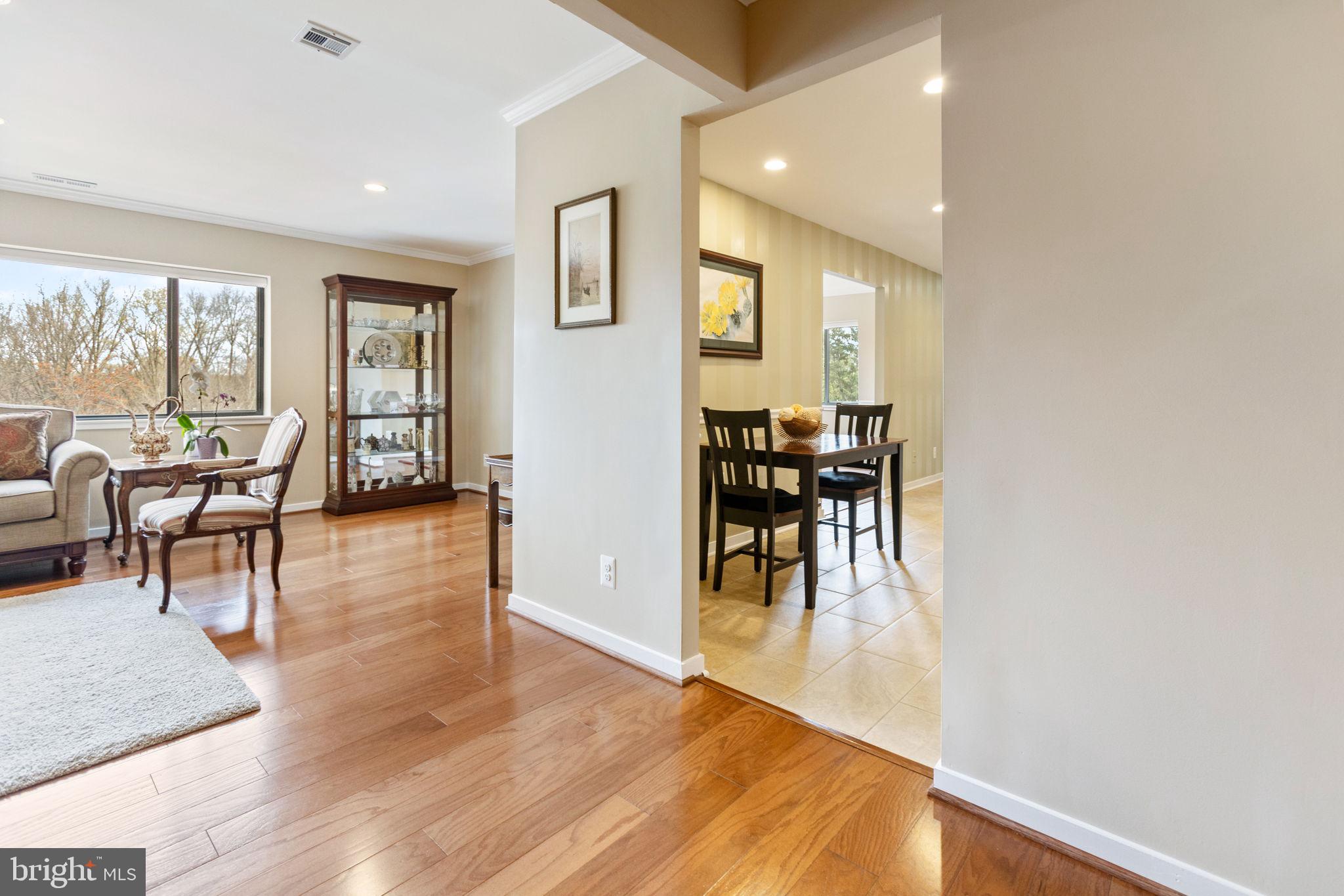 WATERFORD SQUARE - Residential