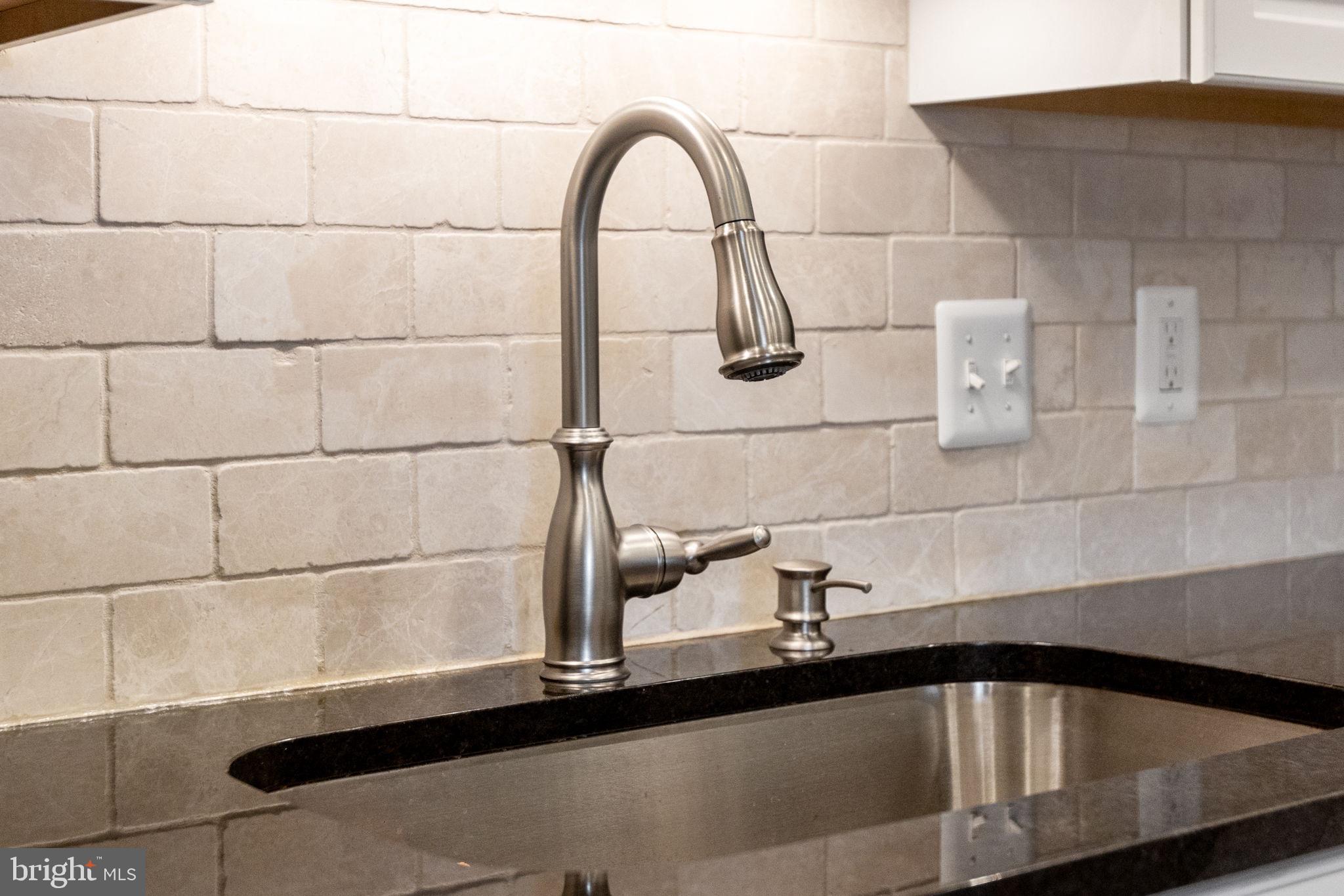 WATERFORD SQUARE - Residential