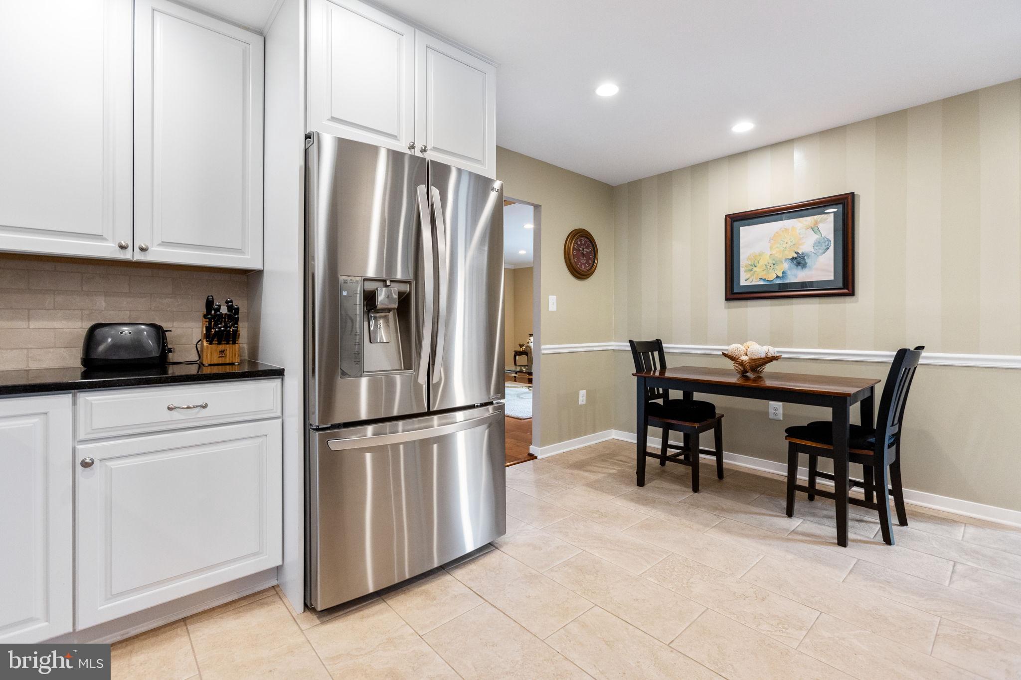 WATERFORD SQUARE - Residential