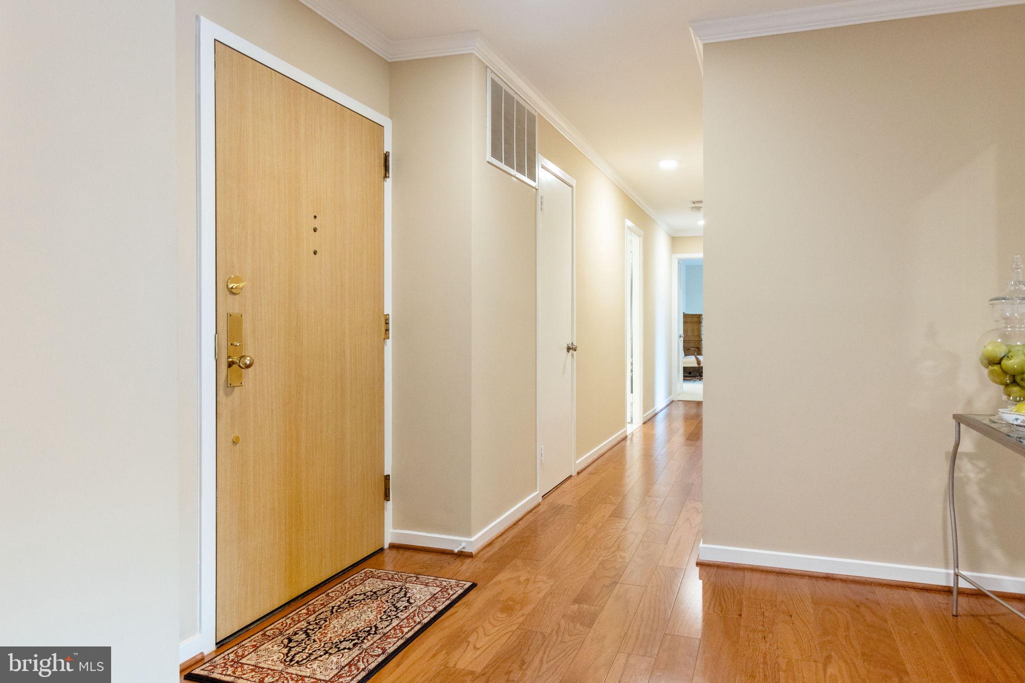 WATERFORD SQUARE - Residential