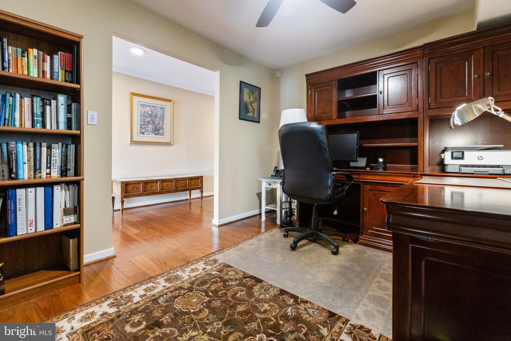 WATERFORD SQUARE - Residential