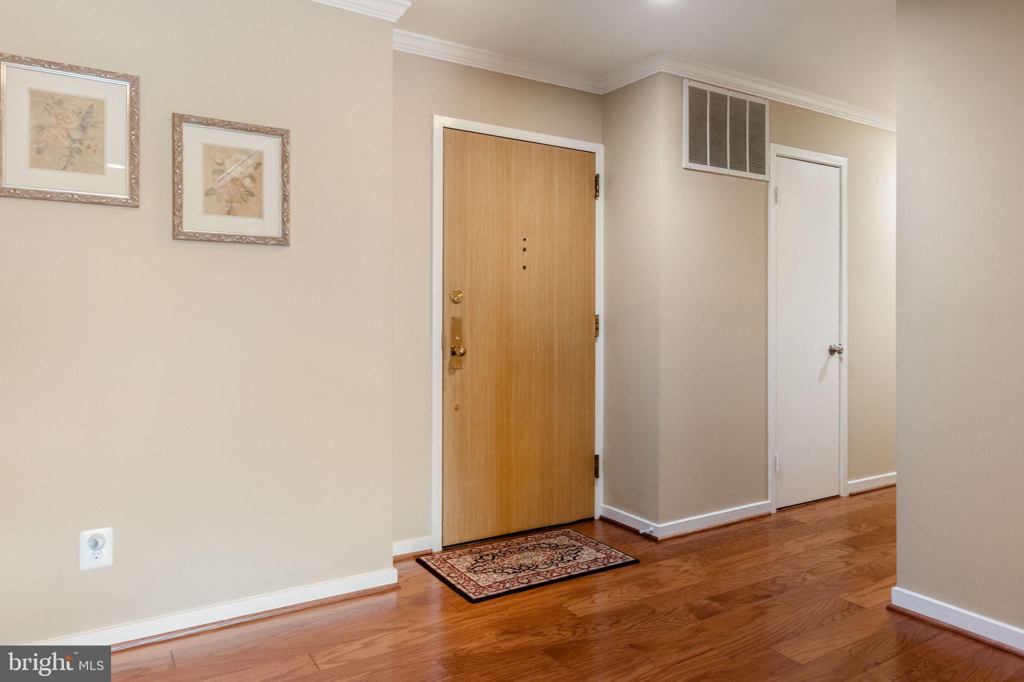 WATERFORD SQUARE - Residential