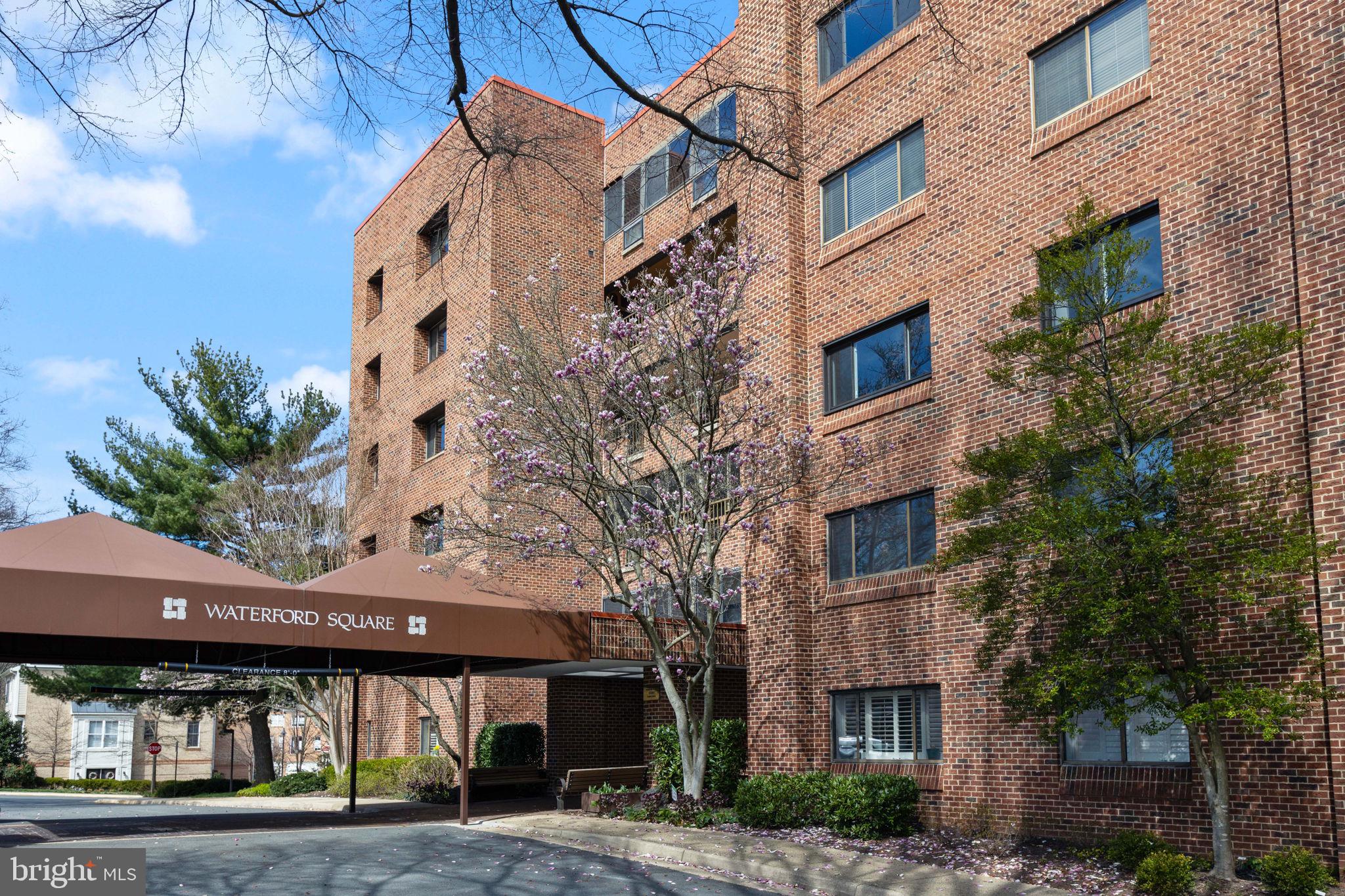 WATERFORD SQUARE - Residential