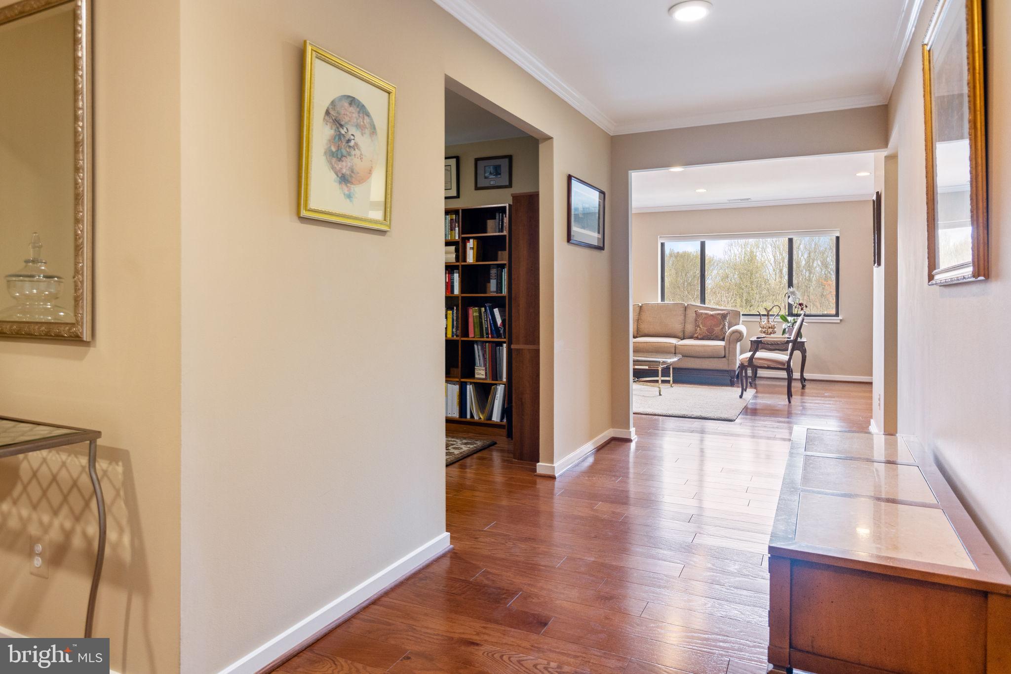 WATERFORD SQUARE - Residential