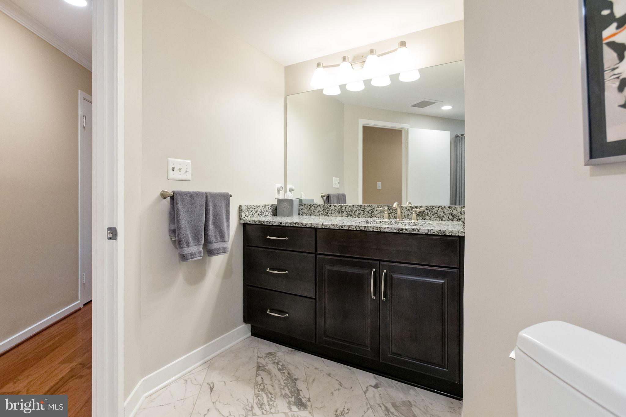 WATERFORD SQUARE - Residential