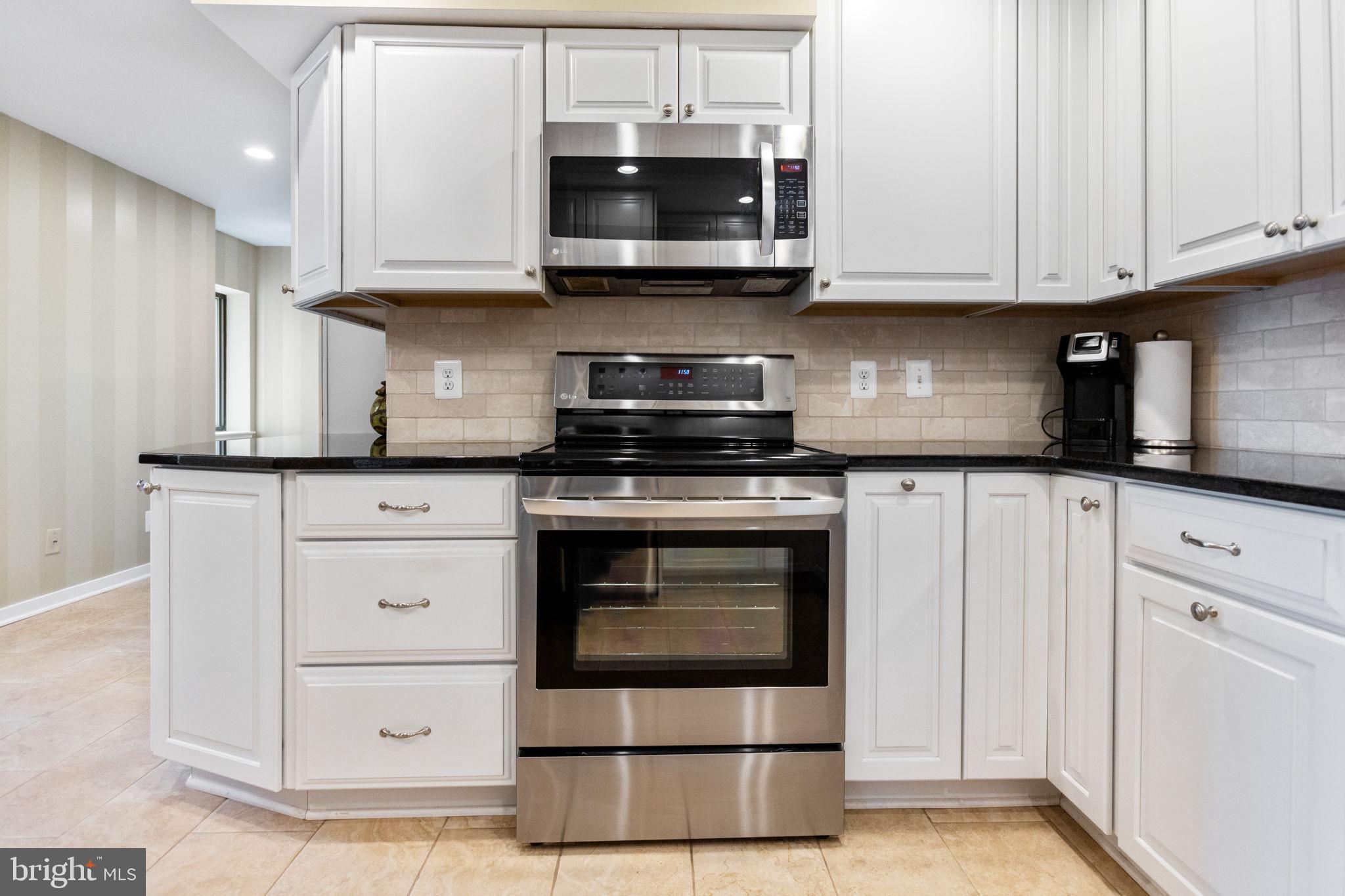 WATERFORD SQUARE - Residential