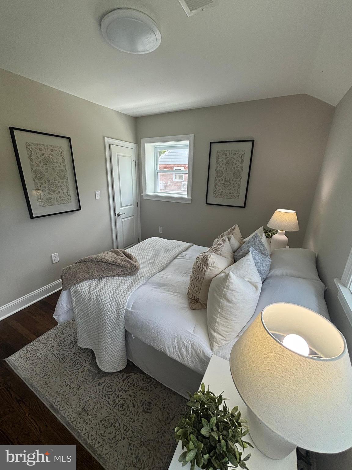 GREEN MEADOWS - Residential